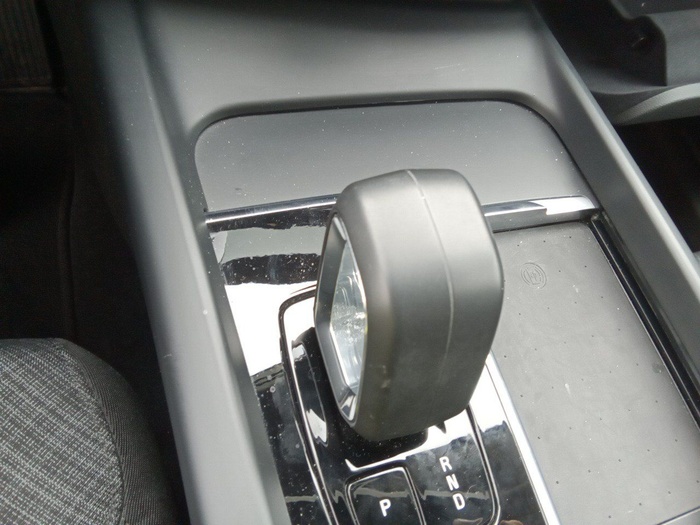 Volvo XC60 B4 D Core AWD Auto 145 kW (197 CV) Vehículo usado en Madrid Volvo XC60 B4 D Core AWD Auto 145 kW (197 CV) Vehículo usado en Madrid