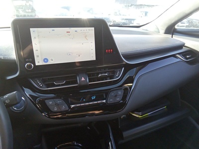 Toyota C-HR 1.8 125H Advance 90 kW (122 CV) 12 Toyota C-HR 1.8 125H Advance 90 kW (122 CV) 12