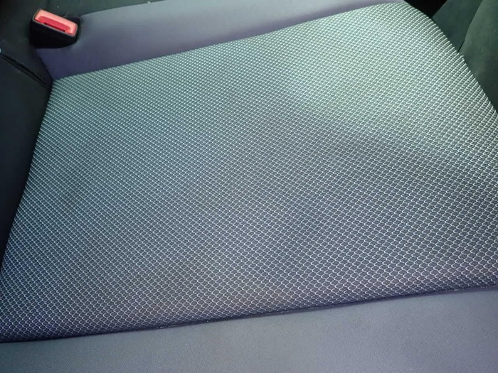 SEAT Arona 1.6 TDI Ecomotive Style 70 kW (95 CV) Vehículo usado en Madrid SEAT Arona 1.6 TDI Ecomotive Style 70 kW (95 CV) Vehículo usado en Madrid