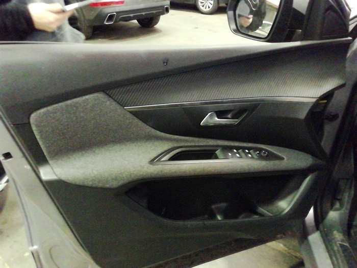 Peugeot 3008 BlueHDi 130 S&S Active Pack 96 kW (130 CV) Vehículo usado en Madrid Peugeot 3008 BlueHDi 130 S&S Active Pack 96 kW (130 CV) Vehículo usado en Madrid