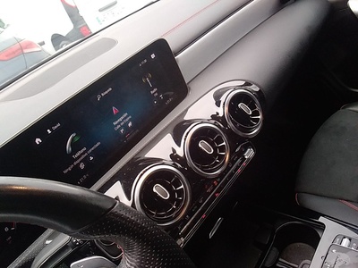 Mercedes-Benz CLA 200 d 110 kW (150 CV) 9 Mercedes-Benz CLA 200 d 110 kW (150 CV) 9