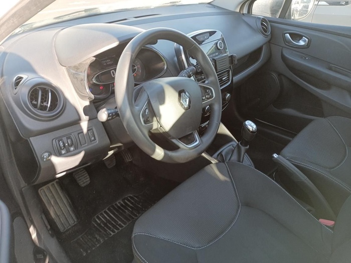 Renault Clio Business TCe 66 kW (90 CV) GLP Vehículo usado en Madrid Renault Clio Business TCe 66 kW (90 CV) GLP Vehículo usado en Madrid