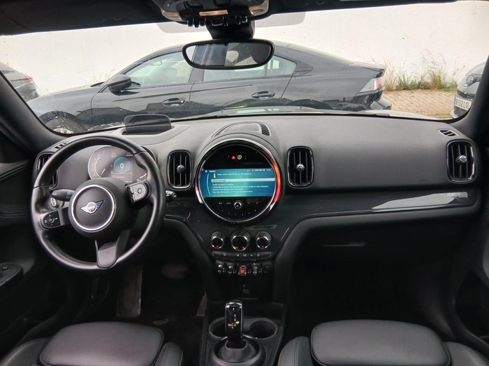 MINI MINI Countryman Cooper 100 kW (136 CV) Vehículo usado en Madrid MINI MINI Countryman Cooper 100 kW (136 CV) Vehículo usado en Madrid