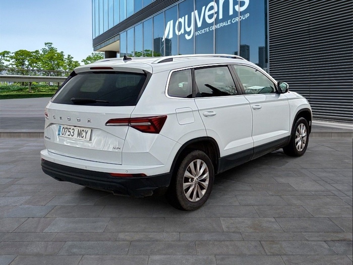 Skoda Karoq 2.0 TDI Ambition 4X4 DSG 110 kW (150 CV) Vehículo usado en Madrid Skoda Karoq 2.0 TDI Ambition 4X4 DSG 110 kW (150 CV) Vehículo usado en Madrid