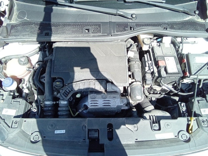 Opel Corsa 1.2 Turbo XHL Edition 74 kW (100 CV) Vehículo usado en Madrid Opel Corsa 1.2 Turbo XHL Edition 74 kW (100 CV) Vehículo usado en Madrid