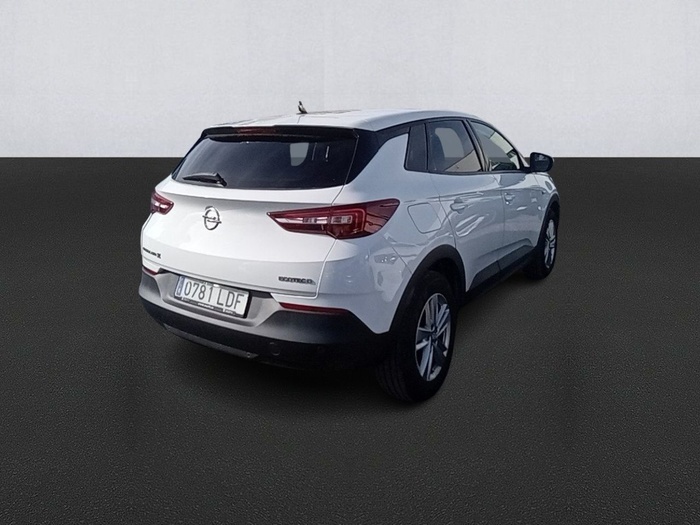 Opel Grandland X 1.5 CDTi Selective 96 kW (130 CV) Vehículo usado en Madrid Opel Grandland X 1.5 CDTi Selective 96 kW (130 CV) Vehículo usado en Madrid