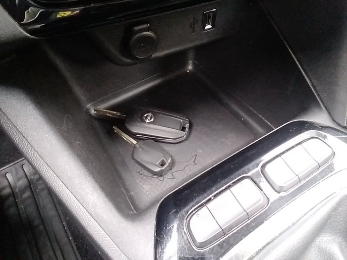 Opel Corsa 1.2 Turbo XHL Edition 74 kW (100 CV) Vehículo usado en Madrid Opel Corsa 1.2 Turbo XHL Edition 74 kW (100 CV) Vehículo usado en Madrid