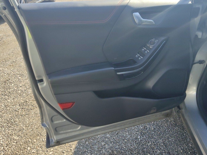 Ford Puma 1.0 EcoBoost MHEV ST-Line X 92 kW (125 CV) Vehículo usado en Madrid Ford Puma 1.0 EcoBoost MHEV ST-Line X 92 kW (125 CV) Vehículo usado en Madrid