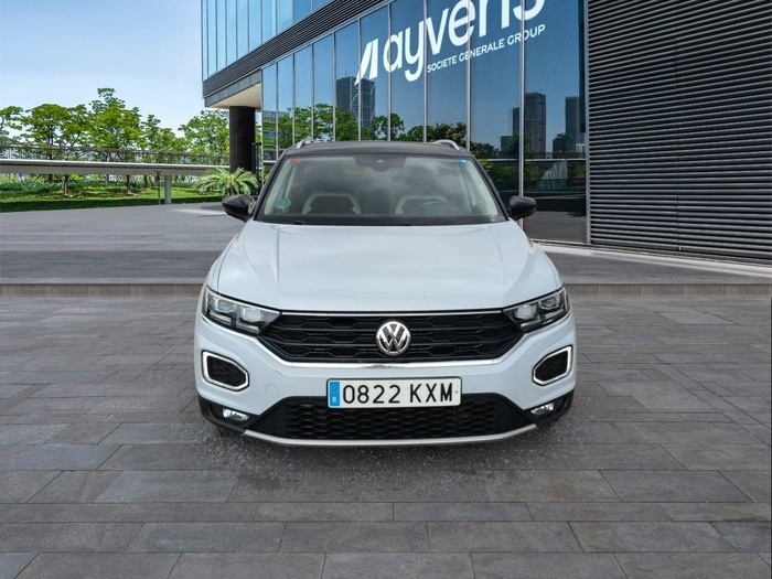 Volkswagen T-Roc Sport 1.5 TSI 110 kW (150 CV) DSG Vehículo usado en Madrid Volkswagen T-Roc Sport 1.5 TSI 110 kW (150 CV) DSG Vehículo usado en Madrid