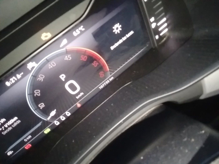 Skoda Kodiaq 2.0 TDI Ambition 4x4 DSG 110 kW (150 CV) Vehículo usado en Madrid Skoda Kodiaq 2.0 TDI Ambition 4x4 DSG 110 kW (150 CV) Vehículo usado en Madrid