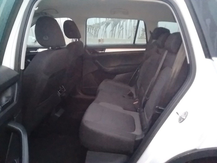 Skoda Kodiaq 2.0 TDI Ambition 4x4 DSG 110 kW (150 CV) Vehículo usado en Madrid Skoda Kodiaq 2.0 TDI Ambition 4x4 DSG 110 kW (150 CV) Vehículo usado en Madrid