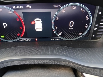 Skoda Karoq 2.0 TDI Ambition 4X4 DSG 110 kW (150 CV) 6 Skoda Karoq 2.0 TDI Ambition 4X4 DSG 110 kW (150 CV) 6