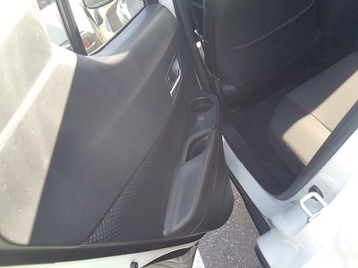 Toyota C-HR 1.8 125H Advance 90 kW (122 CV) 15 Toyota C-HR 1.8 125H Advance 90 kW (122 CV) 15