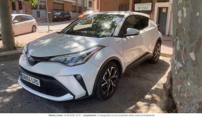 Toyota C-HR 1.8 125H Advance 90 kW (122 CV) Vehículo usado en Madrid Toyota C-HR 1.8 125H Advance 90 kW (122 CV) Vehículo usado en Madrid