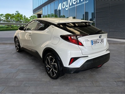 Toyota C-HR 1.8 125H Advance 90 kW (122 CV) 6 Toyota C-HR 1.8 125H Advance 90 kW (122 CV) 6