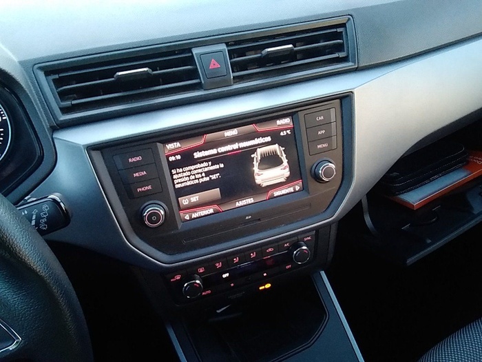 SEAT Arona 1.0 TSI Ecomotive Style Edition 85 kW (115 CV) Vehículo usado en Madrid SEAT Arona 1.0 TSI Ecomotive Style Edition 85 kW (115 CV) Vehículo usado en Madrid