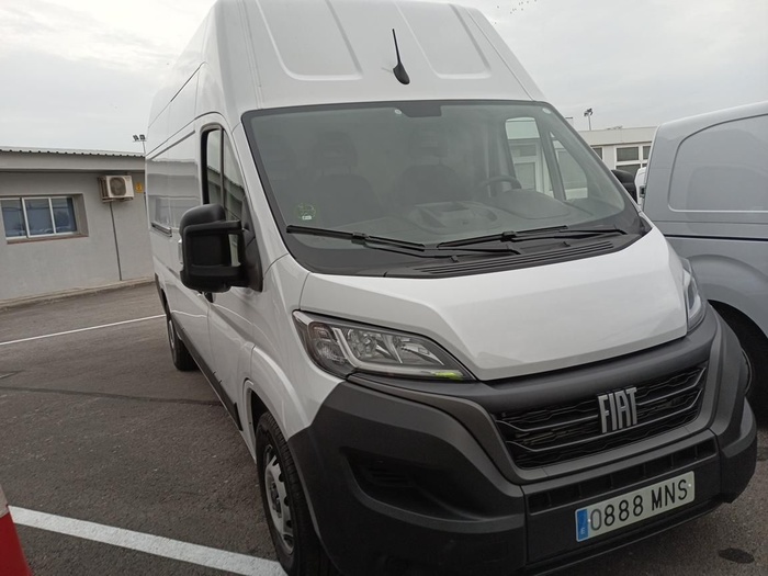 Fiat Ducato Furgon 2.3 Multijet 35 L3H3 103 kW (140 CV) Vehículo usado en Madrid Fiat Ducato Furgon 2.3 Multijet 35 L3H3 103 kW (140 CV) Vehículo usado en Madrid