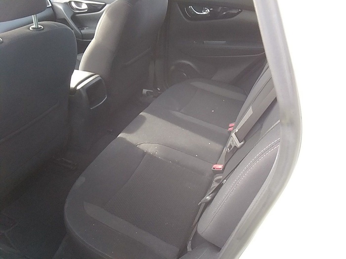 Nissan Qashqai dCi 85 Acenta 85 kW (115 CV) Vehículo usado en Madrid Nissan Qashqai dCi 85 Acenta 85 kW (115 CV) Vehículo usado en Madrid