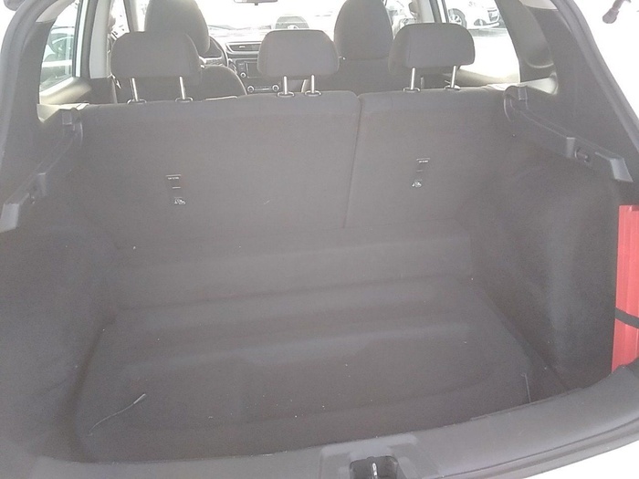 Nissan Qashqai dCi 85 Acenta 85 kW (115 CV) Vehículo usado en Madrid Nissan Qashqai dCi 85 Acenta 85 kW (115 CV) Vehículo usado en Madrid