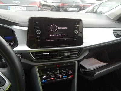 Volkswagen T-Roc Life 2.0 TDI 85 kW (115 CV) 13 Volkswagen T-Roc Life 2.0 TDI 85 kW (115 CV) 13