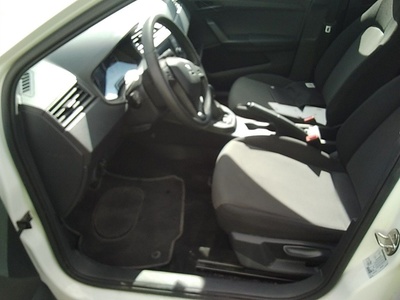 SEAT Ibiza 1.0 MPI S&S Reference Plus 59 kW (80 CV) 12 SEAT Ibiza 1.0 MPI S&S Reference Plus 59 kW (80 CV) 12