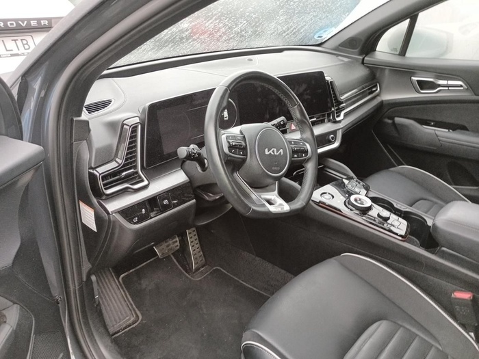 Kia Sportage 1.6 T-GDi MHEV GT Line 4x2 DCT 110 kW (150 CV) Vehículo usado en Madrid Kia Sportage 1.6 T-GDi MHEV GT Line 4x2 DCT 110 kW (150 CV) Vehículo usado en Madrid