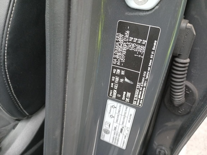 Kia Sportage 1.6 T-GDi MHEV GT Line 4x2 DCT 110 kW (150 CV) Vehículo usado en Madrid Kia Sportage 1.6 T-GDi MHEV GT Line 4x2 DCT 110 kW (150 CV) Vehículo usado en Madrid