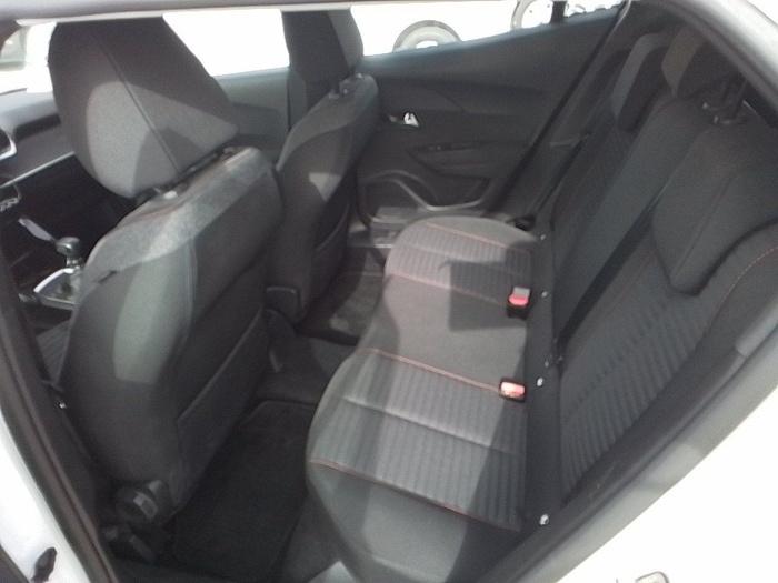 Peugeot 2008 BlueHDi 110 S&S Active Pack 81 kW (110 CV) Vehículo usado en Madrid Peugeot 2008 BlueHDi 110 S&S Active Pack 81 kW (110 CV) Vehículo usado en Madrid