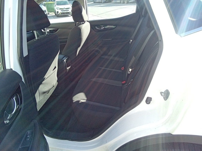 Nissan Qashqai dCi 85 Acenta 85 kW (115 CV) Vehículo usado en Madrid Nissan Qashqai dCi 85 Acenta 85 kW (115 CV) Vehículo usado en Madrid