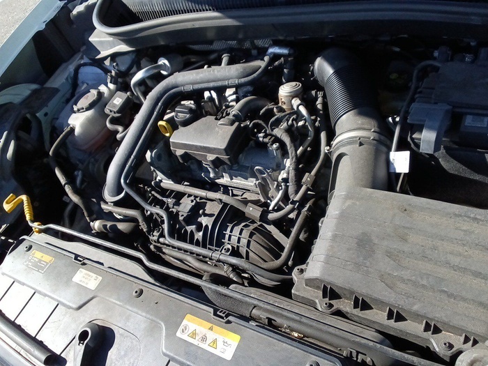 Volkswagen T-Cross Edition 1.0 TSI 70 kW (95 CV) Vehículo usado en Madrid Volkswagen T-Cross Edition 1.0 TSI 70 kW (95 CV) Vehículo usado en Madrid