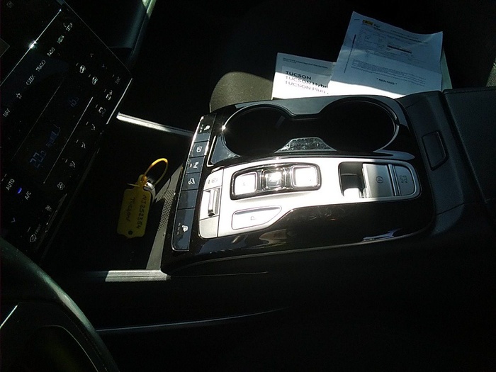 Hyundai Tucson 1.6 CRDI 48V Tecno 4X2 DCT 100 kW (136 CV) Vehículo usado en Madrid Hyundai Tucson 1.6 CRDI 48V Tecno 4X2 DCT 100 kW (136 CV) Vehículo usado en Madrid