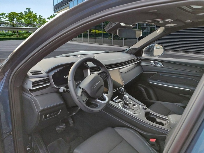 Lynk & Co 01 1.5 PHEV 6.6kW 192 kW (261 CV) Vehículo usado en Madrid Lynk & Co 01 1.5 PHEV 6.6kW 192 kW (261 CV) Vehículo usado en Madrid