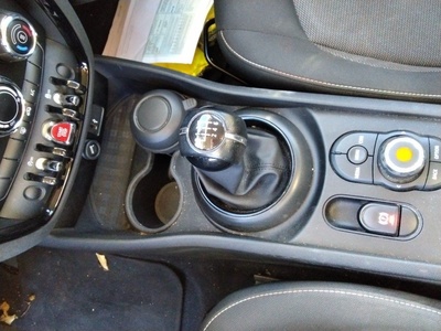 MINI MINI Clubman Cooper 100 kW (136 CV) 12 MINI MINI Clubman Cooper 100 kW (136 CV) 12