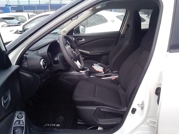 Nissan Juke DIG-T Acenta 84 kW (114 CV) Vehículo usado en Madrid Nissan Juke DIG-T Acenta 84 kW (114 CV) Vehículo usado en Madrid