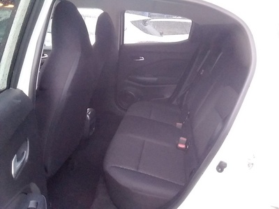 Nissan Juke DIG-T Acenta 84 kW (114 CV) 9 Nissan Juke DIG-T Acenta 84 kW (114 CV) 9