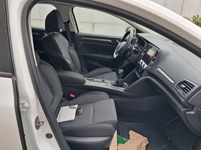 Renault Megane Equilibre Blue dCi 85 kW (115 CV) 8 Renault Megane Equilibre Blue dCi 85 kW (115 CV) 8