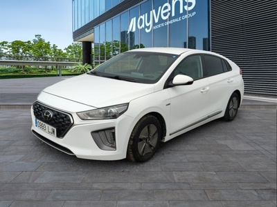 Hyundai Ioniq 1.6 GDI HEV Klass DCT 104 kW (141 CV) 8 Hyundai Ioniq 1.6 GDI HEV Klass DCT 104 kW (141 CV) 8
