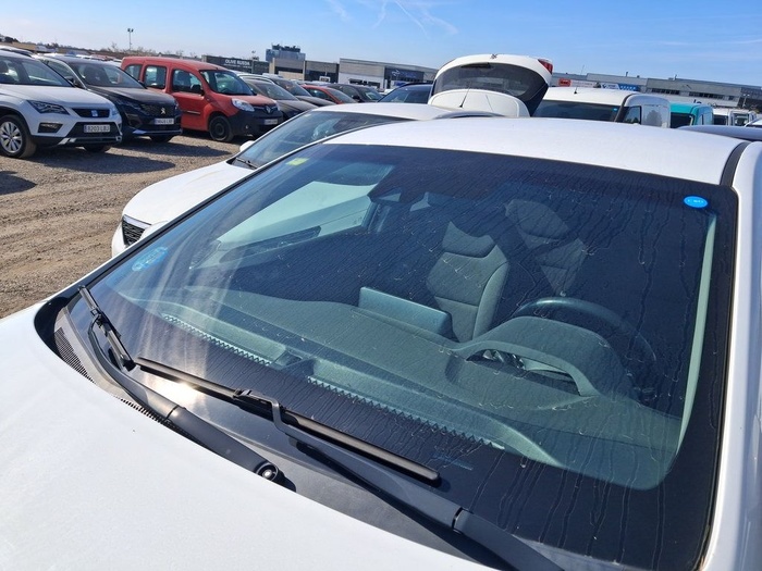 Hyundai Ioniq 1.6 GDI HEV Klass DCT 104 kW (141 CV) Vehículo usado en Madrid Hyundai Ioniq 1.6 GDI HEV Klass DCT 104 kW (141 CV) Vehículo usado en Madrid