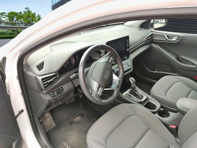 Hyundai Ioniq 1.6 GDI HEV Klass DCT 104 kW (141 CV) 7 Hyundai Ioniq 1.6 GDI HEV Klass DCT 104 kW (141 CV) 7