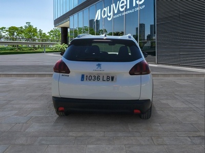 Peugeot 2008 BlueHDi 100 Signature 73 kW (100 CV) 12 Peugeot 2008 BlueHDi 100 Signature 73 kW (100 CV) 12