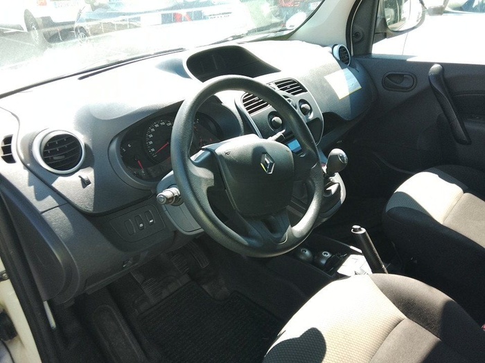Renault Kangoo Furgon Profesional Blue dCi 59 kW (80 CV) Vehículo usado en Madrid Renault Kangoo Furgon Profesional Blue dCi 59 kW (80 CV) Vehículo usado en Madrid