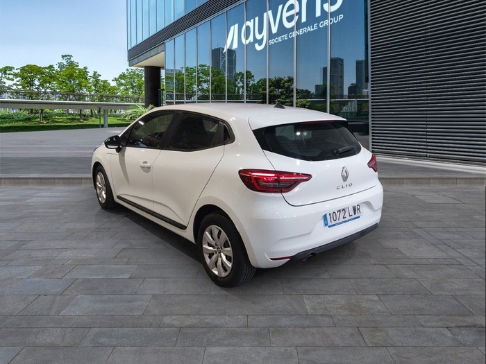 Renault Clio Business SCe 48 kW (65 CV) Vehículo usado en Madrid Renault Clio Business SCe 48 kW (65 CV) Vehículo usado en Madrid