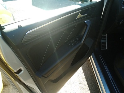 Volkswagen Tiguan R-Line 2.0 TDI 110 kW (150 CV) DSG 10 Volkswagen Tiguan R-Line 2.0 TDI 110 kW (150 CV) DSG 10