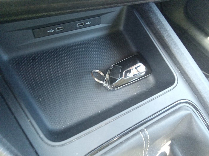 SEAT León 2.0 TDI S&S Reference Go 85 kW (115 CV) Vehículo usado en Madrid SEAT León 2.0 TDI S&S Reference Go 85 kW (115 CV) Vehículo usado en Madrid