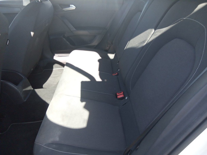 SEAT León 2.0 TDI S&S Reference Go 85 kW (115 CV) Vehículo usado en Madrid SEAT León 2.0 TDI S&S Reference Go 85 kW (115 CV) Vehículo usado en Madrid