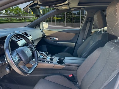 DS DS7 Crossback BlueHDi 130 DE Bastille + AT 96 kW (130 CV) 7 DS DS7 Crossback BlueHDi 130 DE Bastille + AT 96 kW (130 CV) 7