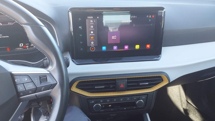 SEAT Arona 1.0 TSI Style 81 kW (110 CV) Vehículo usado en Madrid SEAT Arona 1.0 TSI Style 81 kW (110 CV) Vehículo usado en Madrid