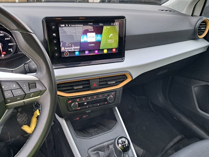 SEAT Arona 1.0 TSI Style 81 kW (110 CV) Vehículo usado en Madrid SEAT Arona 1.0 TSI Style 81 kW (110 CV) Vehículo usado en Madrid