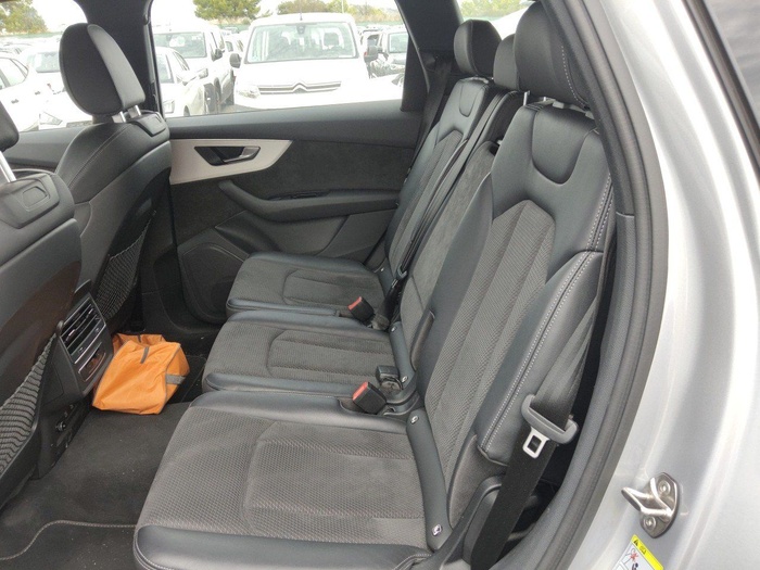 Audi Q7 TFSIe S line Competition 60 TFSIe quattro 340 kW (462 CV) tipronic Vehículo usado en Madrid Audi Q7 TFSIe S line Competition 60 TFSIe quattro 340 kW (462 CV) tipronic Vehículo usado en Madrid