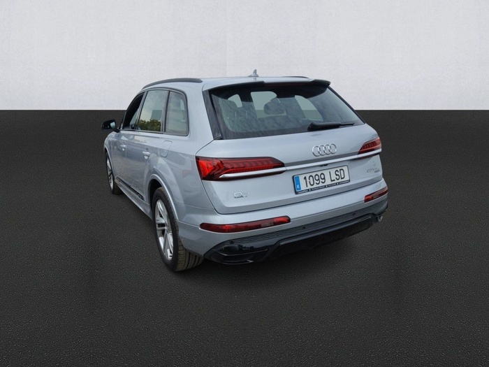 Audi Q7 TFSIe S line Competition 60 TFSIe quattro 340 kW (462 CV) tipronic Vehículo usado en Madrid Audi Q7 TFSIe S line Competition 60 TFSIe quattro 340 kW (462 CV) tipronic Vehículo usado en Madrid